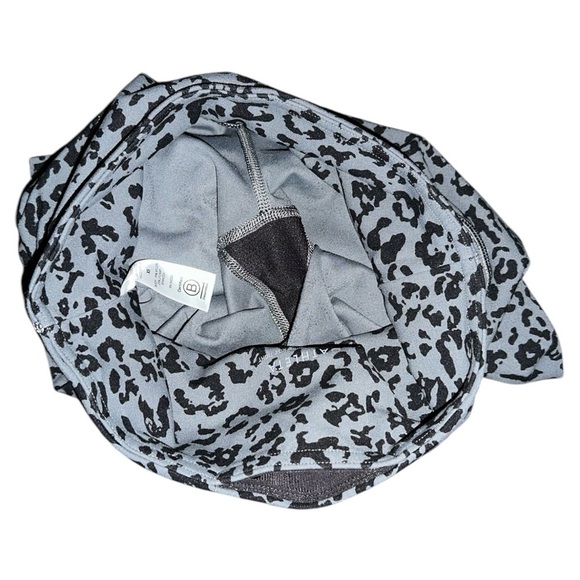 Athleta Leopard Print Elation Ultra High Rise Tight Buttery Soft Supportive XS - Picture 10 of 10